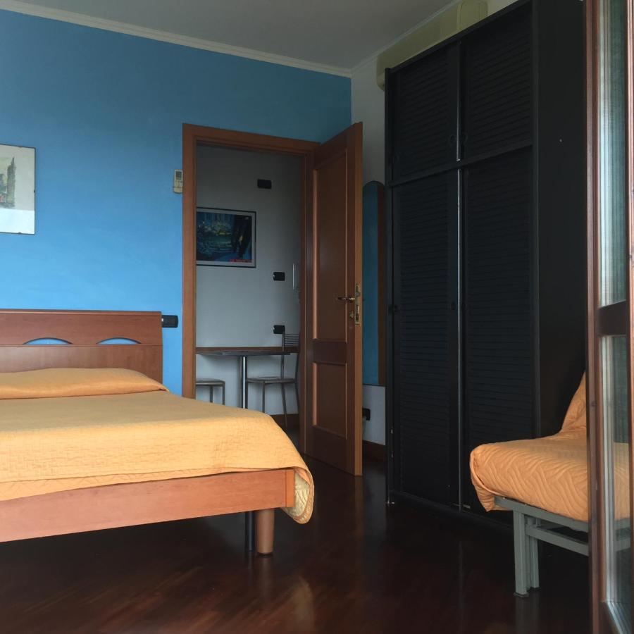 Bed and Breakfast Bb Nuova Fiera Di Roma Fiumicino Esterno foto